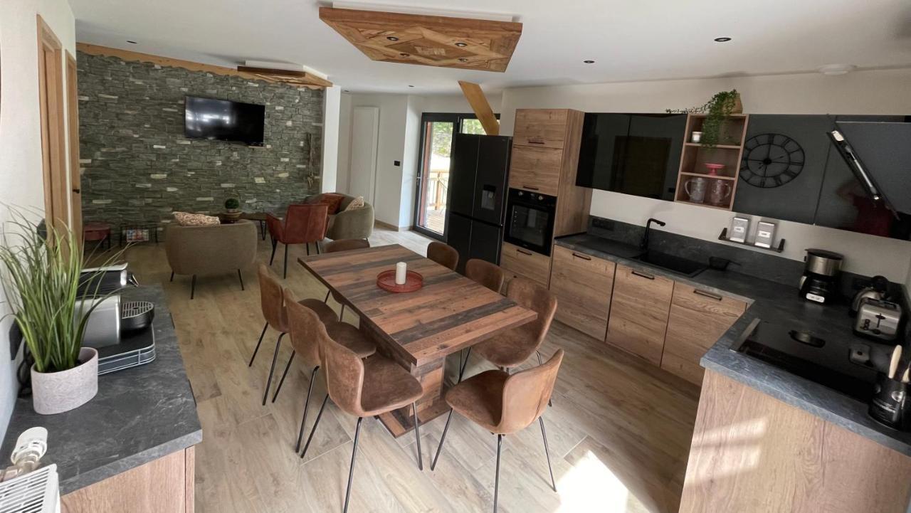 D'hotes Les D'elsa Albiez-Montrond