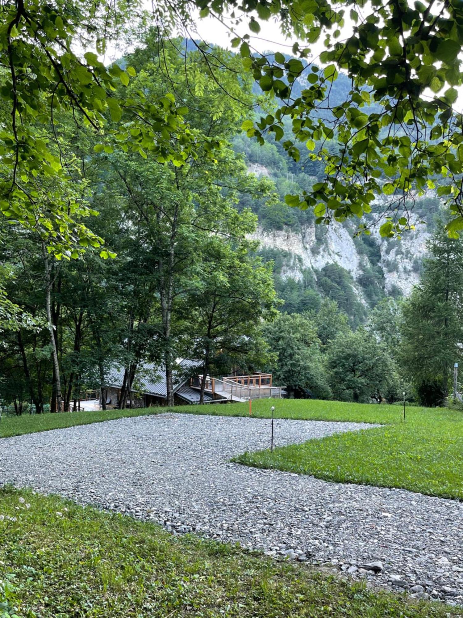 D'hotes Les D'elsa Albiez-Montrond